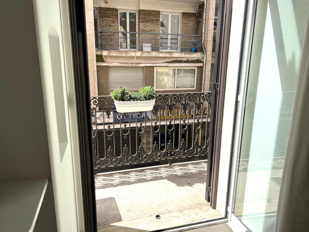 Bienvenue 3 Apartment Бари Екстериор снимка