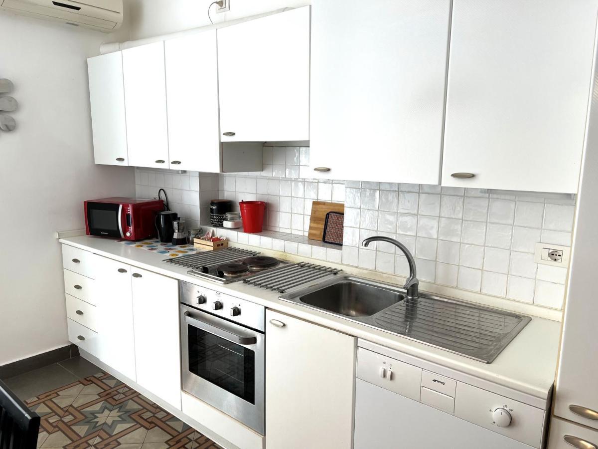 Bienvenue 3 Apartment Бари Екстериор снимка
